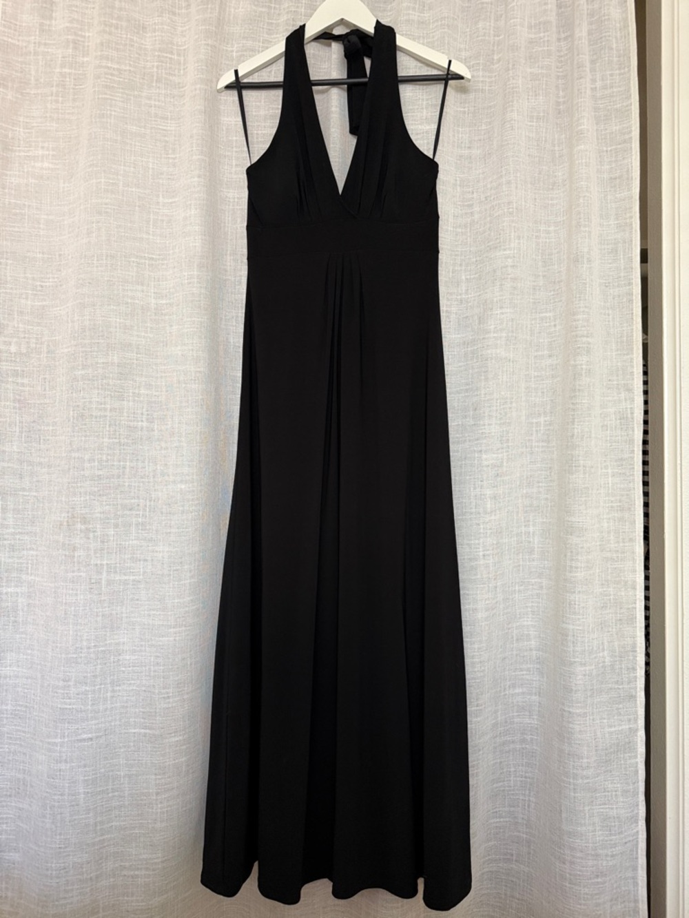 Elegant Black Halter Maxi Dress
